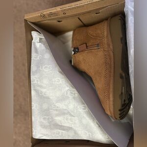 Ugg boots brand new 8c